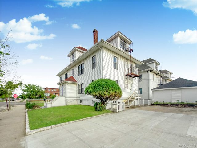 302 W Hudson Street, Long Beach, NY 11561