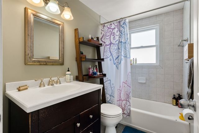 195 Glenellen Rd, Boston, MA 02132