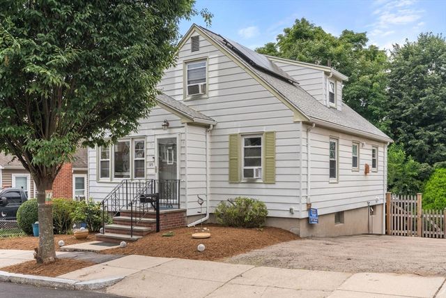 195 Glenellen Rd, Boston, MA 02132