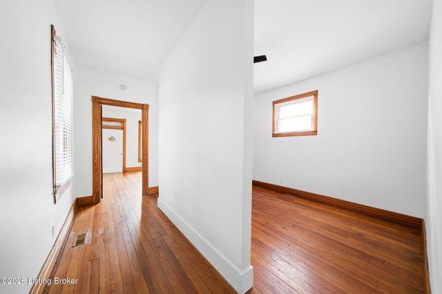 1037 Highland Ave, Louisville, KY 40204