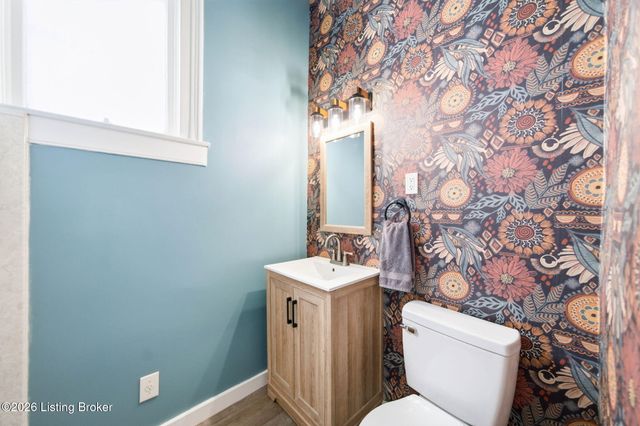 1037 Highland Ave, Louisville, KY 40204
