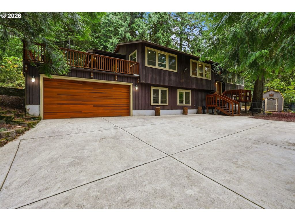 7325 Se BARBARA WELCH Rd, Portland, OR 97236