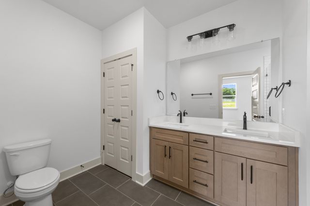 4706 Rock House Rd, Portland, TN 37148