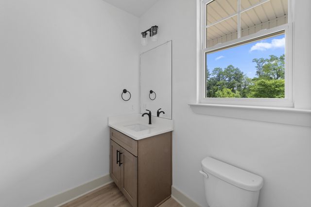 4706 Rock House Rd, Portland, TN 37148