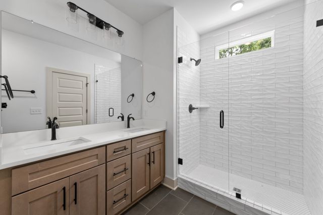 4706 Rock House Rd, Portland, TN 37148