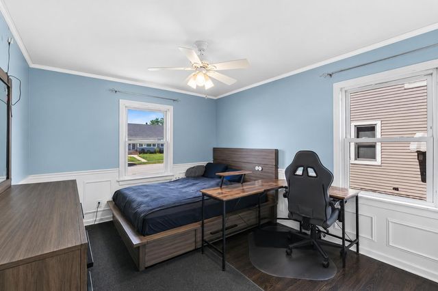 3911 Jewett Avenue, Highland, IN 46322