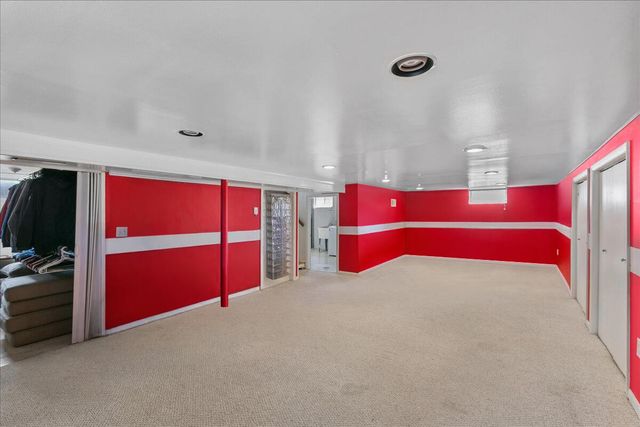 3911 Jewett Avenue, Highland, IN 46322