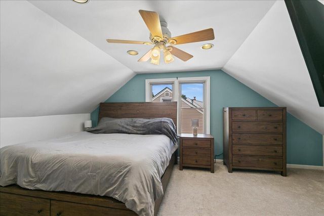 3911 Jewett Avenue, Highland, IN 46322