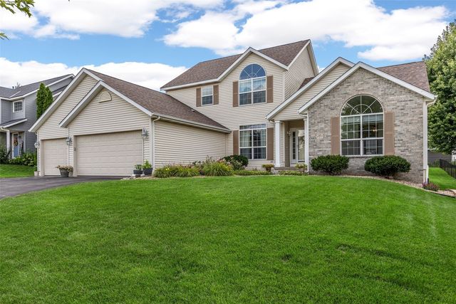 400 Westridge Drive SW, Cedar Rapids, IA 52404