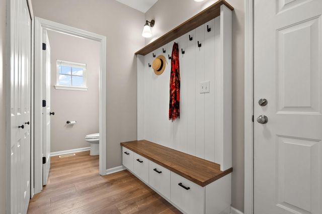 9283 Concord Road, St. John, IN 46373