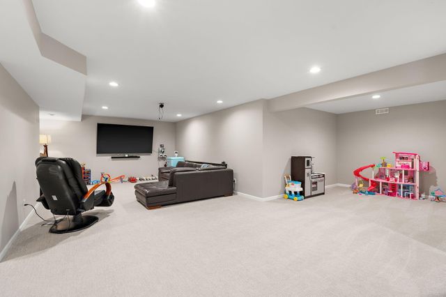 9283 Concord Road, St. John, IN 46373