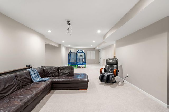 9283 Concord Road, St. John, IN 46373