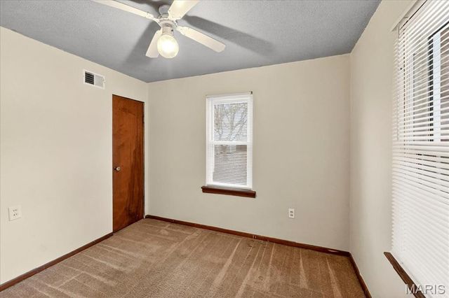 21 Richard Place, Belleville, IL 62269