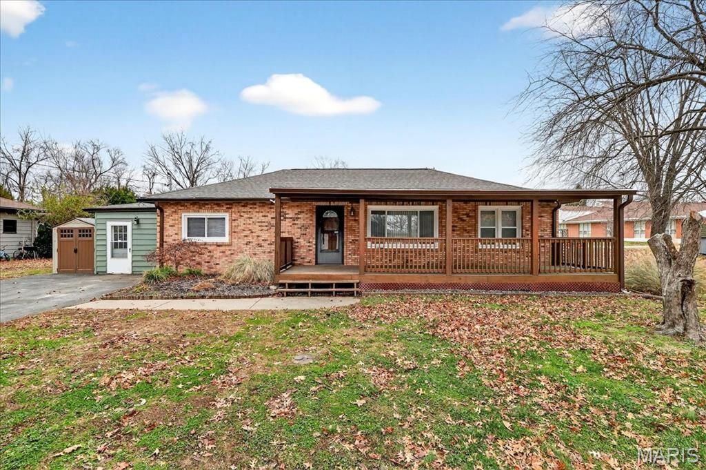 21 Richard Place, Belleville, IL 62269