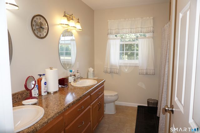 139 South End Road, Southington, CT 06489