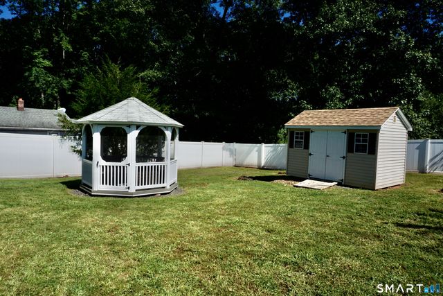 139 South End Road, Southington, CT 06489