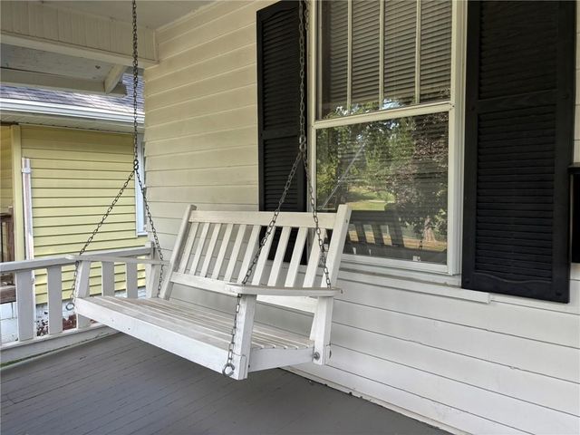 3022 Faraon Street, St Joseph, MO 64501