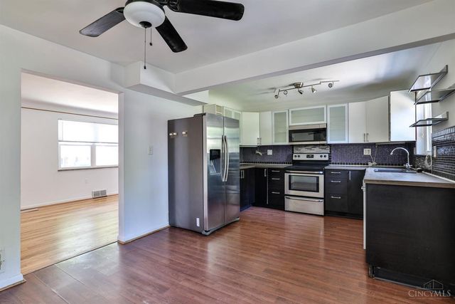 1246 Thurnridge Drive, Reading, OH 45215