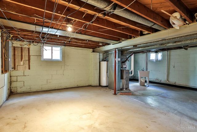 1246 Thurnridge Drive, Reading, OH 45215