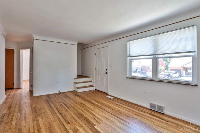 1246 Thurnridge Drive, Reading, OH 45215