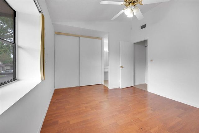4718 NW 82nd Avenue 1706, Lauderhill, FL 33351