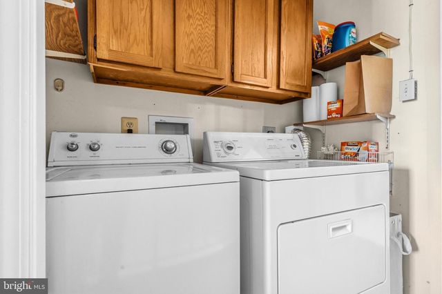 7556 BLANFORD CT, Alexandria, VA 22315