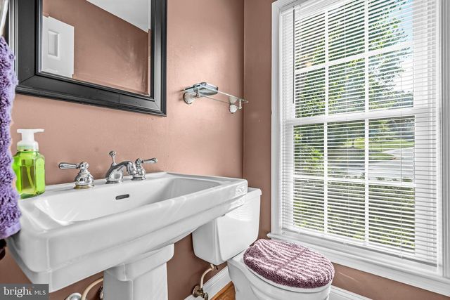 7556 BLANFORD CT, Alexandria, VA 22315