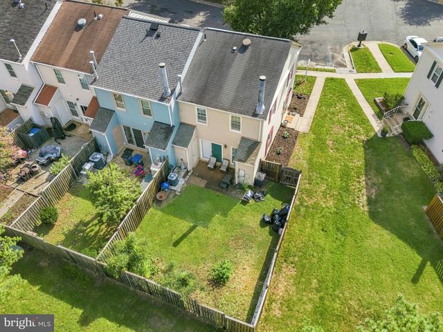 7556 BLANFORD CT, Alexandria, VA 22315
