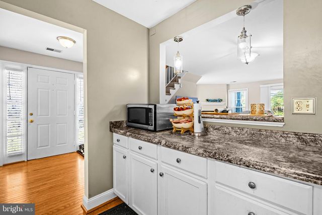 7556 BLANFORD CT, Alexandria, VA 22315