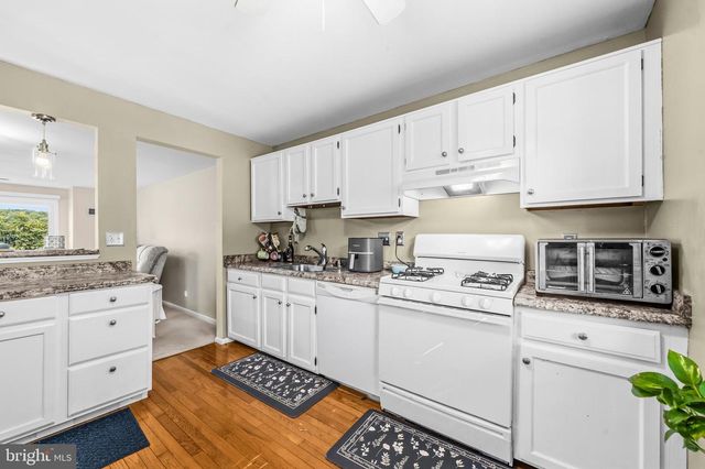 7556 BLANFORD CT, Alexandria, VA 22315