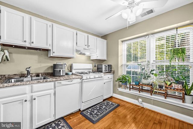 7556 BLANFORD CT, Alexandria, VA 22315