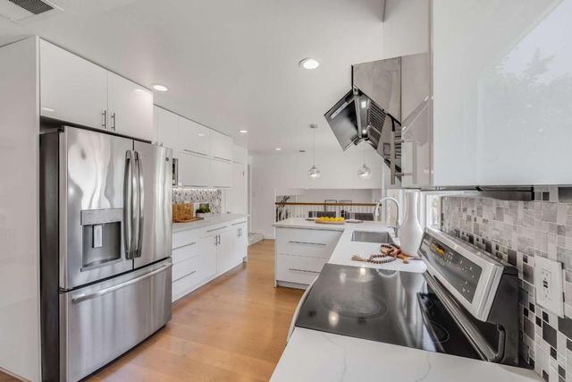 726 Sylvaner Drive, Pleasanton, CA 94566