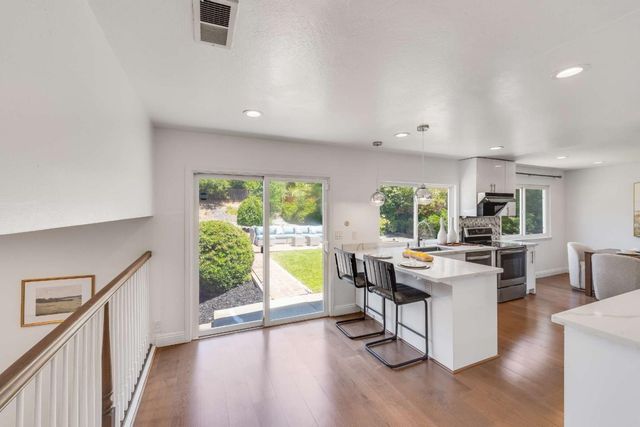 726 Sylvaner Drive, Pleasanton, CA 94566