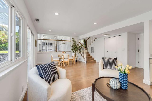726 Sylvaner Drive, Pleasanton, CA 94566