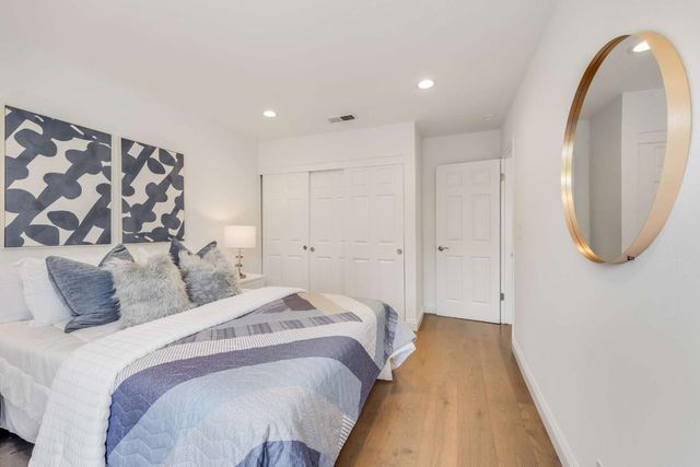 726 Sylvaner Drive, Pleasanton, CA 94566