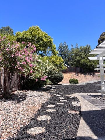 726 Sylvaner Drive, Pleasanton, CA 94566