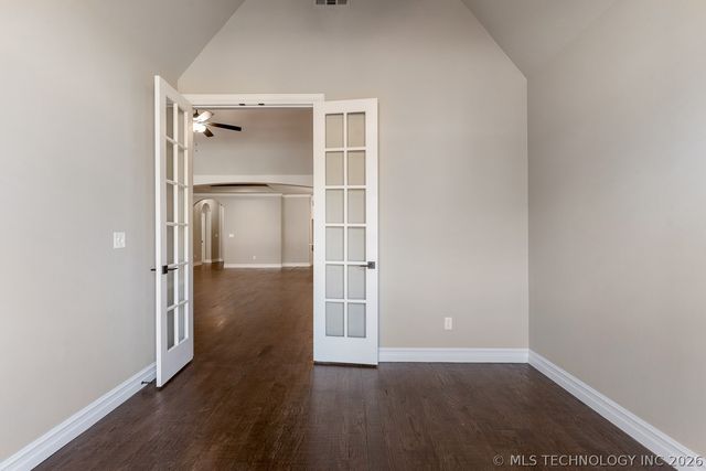 9105 E 62nd Court S, Tulsa, OK 74133