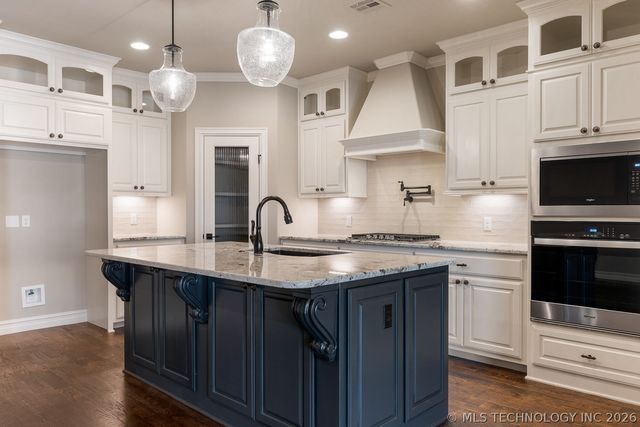 9105 E 62nd Court S, Tulsa, OK 74133