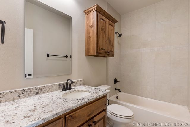 9105 E 62nd Court S, Tulsa, OK 74133