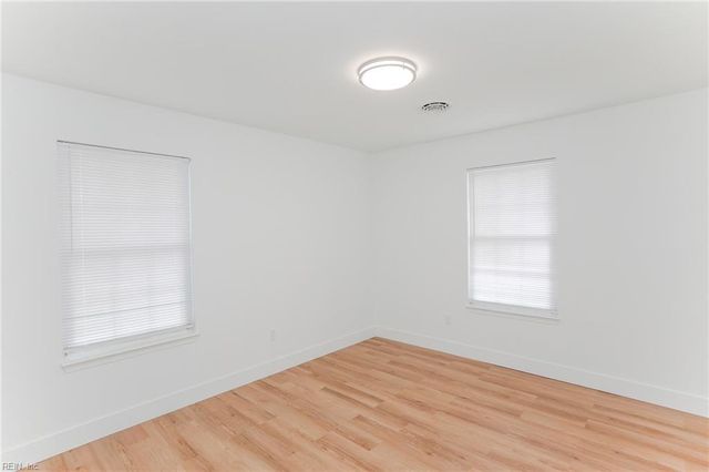 7950 Turner RD, Norfolk, VA 23518