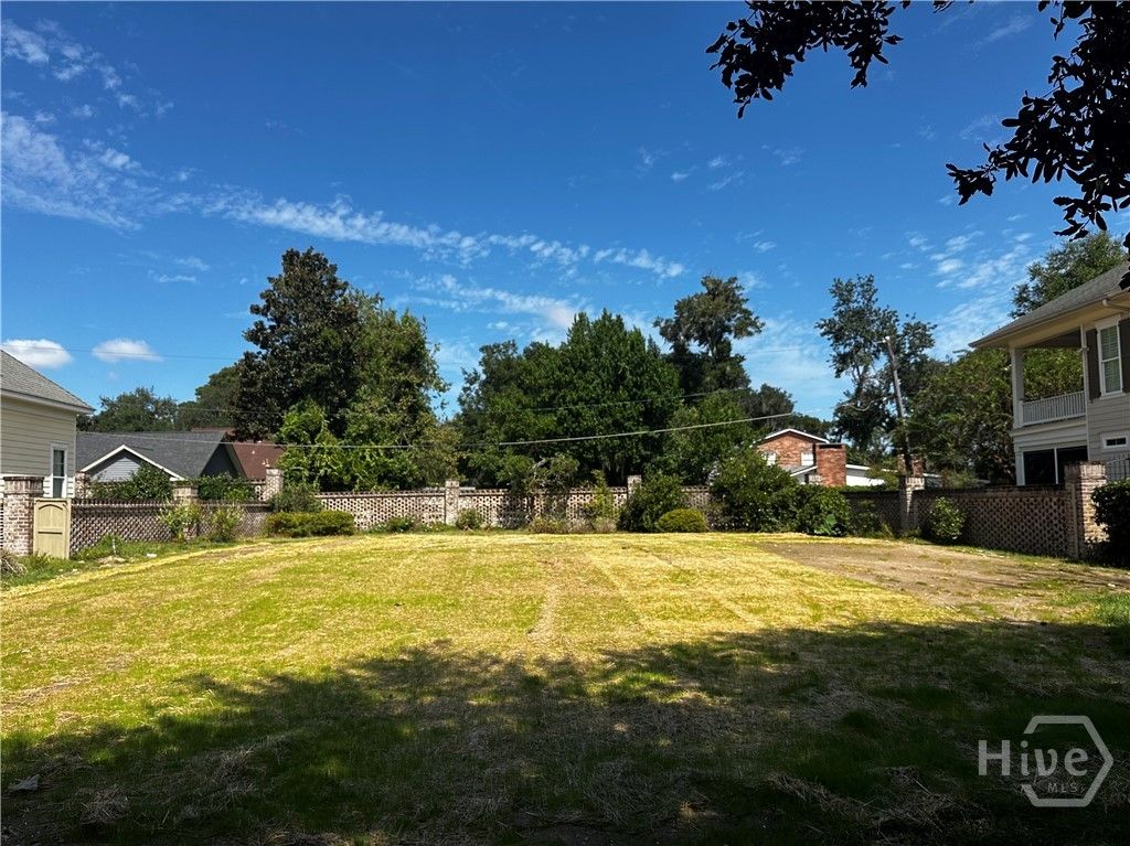 Image 6 of property listing at 106 Carolines Retreat, Savannah, GA 31406