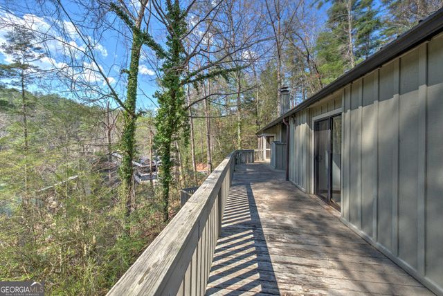 91 Dragway Lane, Lakemont, GA 30552