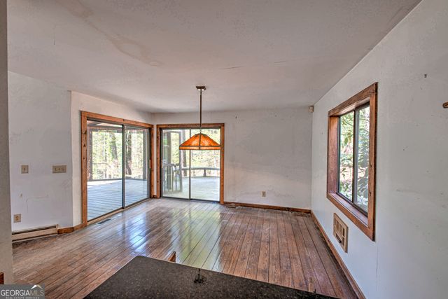 91 Dragway Lane, Lakemont, GA 30552