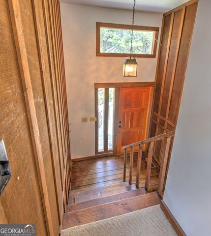 91 Dragway Lane, Lakemont, GA 30552