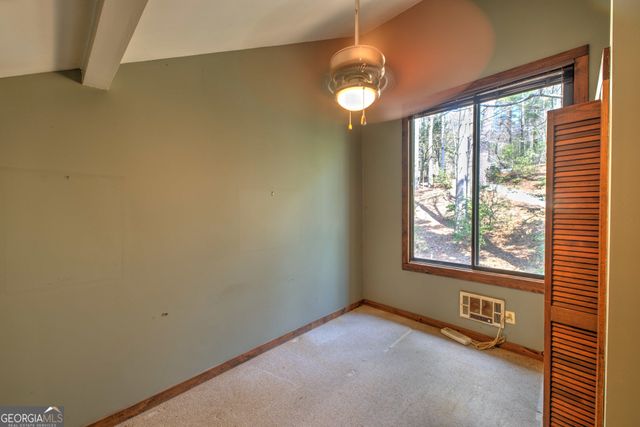91 Dragway Lane, Lakemont, GA 30552