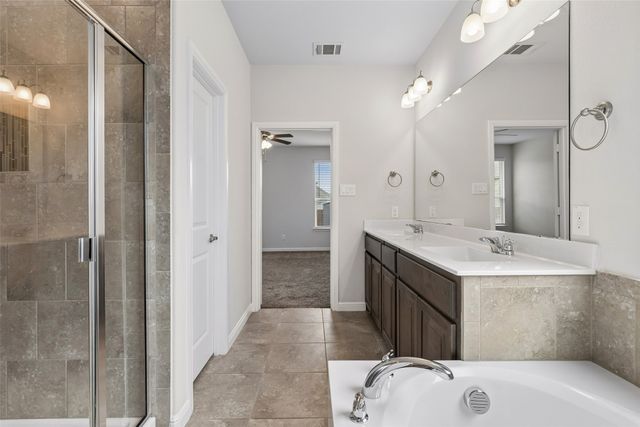 3908 Crater Circle, Fort Worth, TX 76137