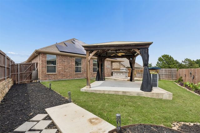 3908 Crater Circle, Fort Worth, TX 76137