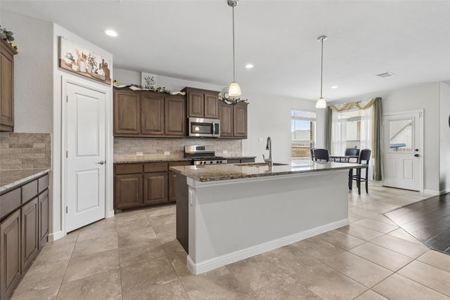 3908 Crater Circle, Fort Worth, TX 76137