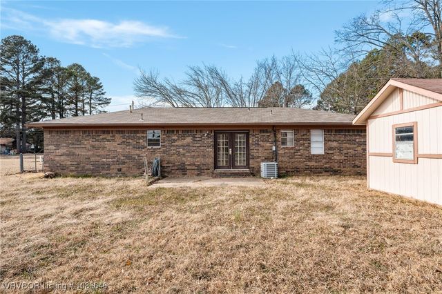 204 Quincy Street, Lavaca, AR 72941