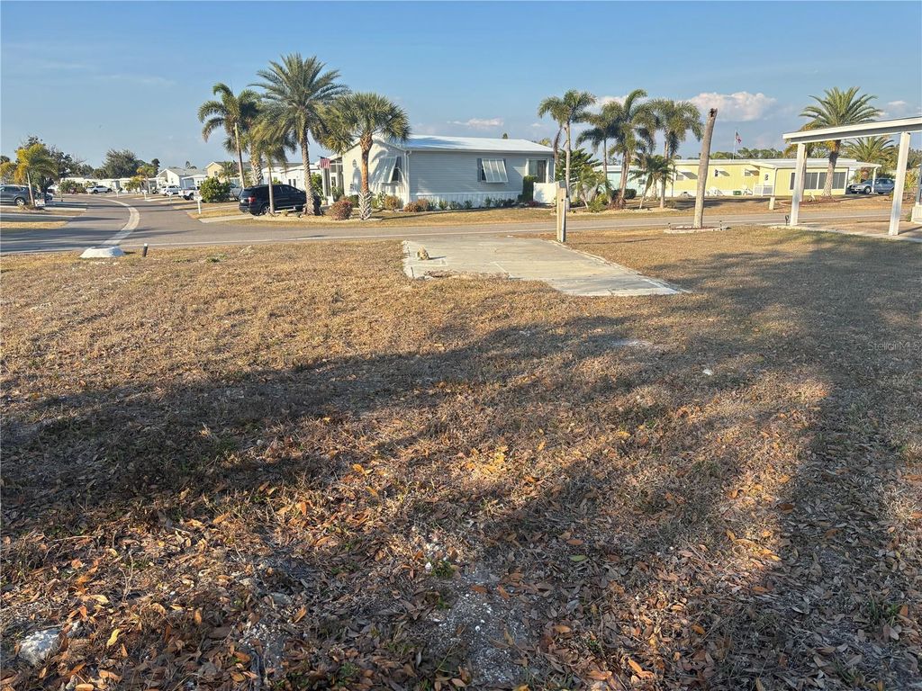 7437 LONGMONT LANE, Port Charlotte, FL 33981